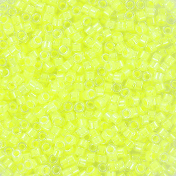 Miyuki Delica Glasperler. Green, Luminous Lime Aid