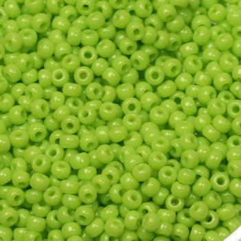 Miyuki Seed Beads Glasperler. Green, Opaque Chartreuse. - Creody